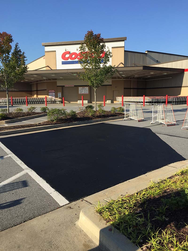 asphalt parking lot repair