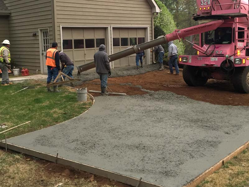 residential concrete driveway